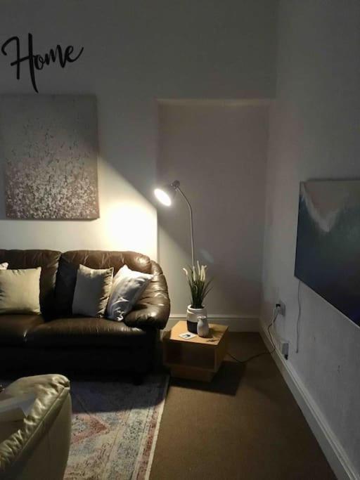 Hillcrest Cottage, Comfy Flat, Trendy Uplands Area สวอนซี ภายนอก รูปภาพ